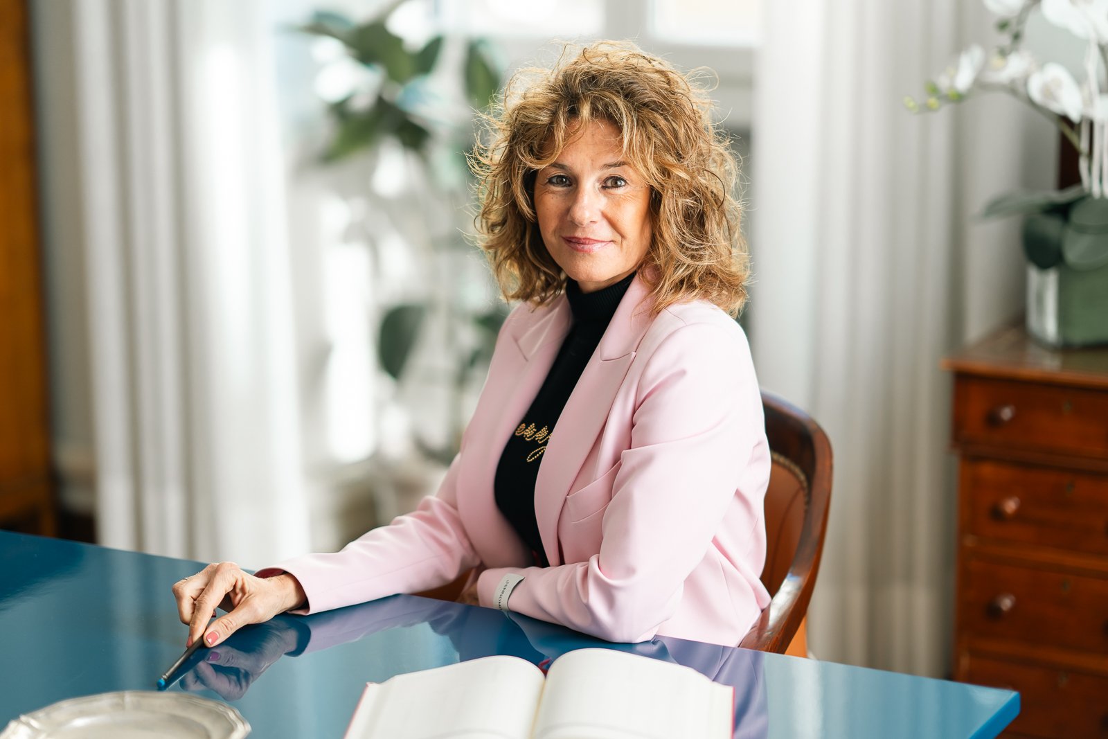 Avv. Barbara Schiavo nel suo studio legale
